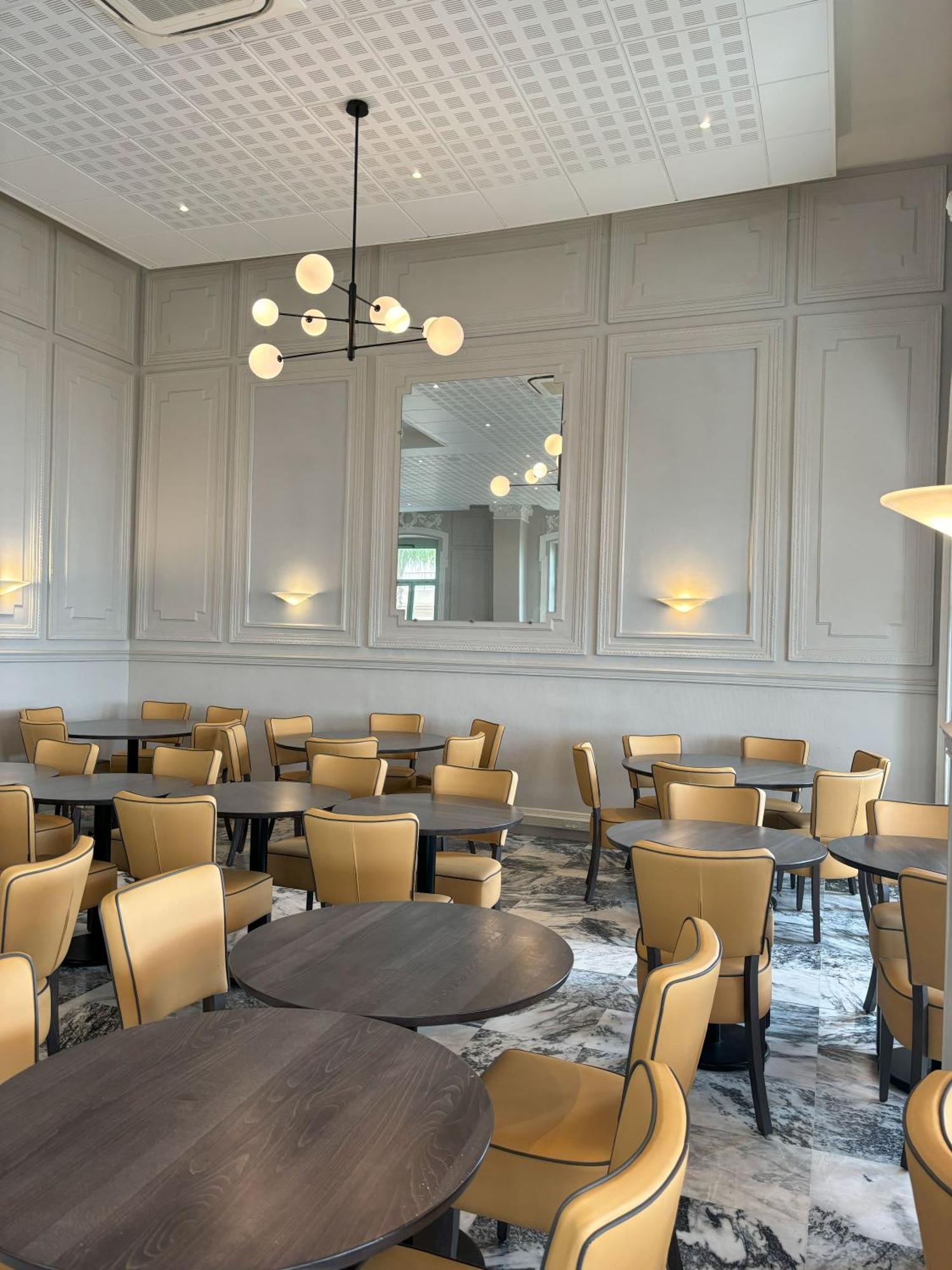 Hotel Bleues Balmoral Mentone
