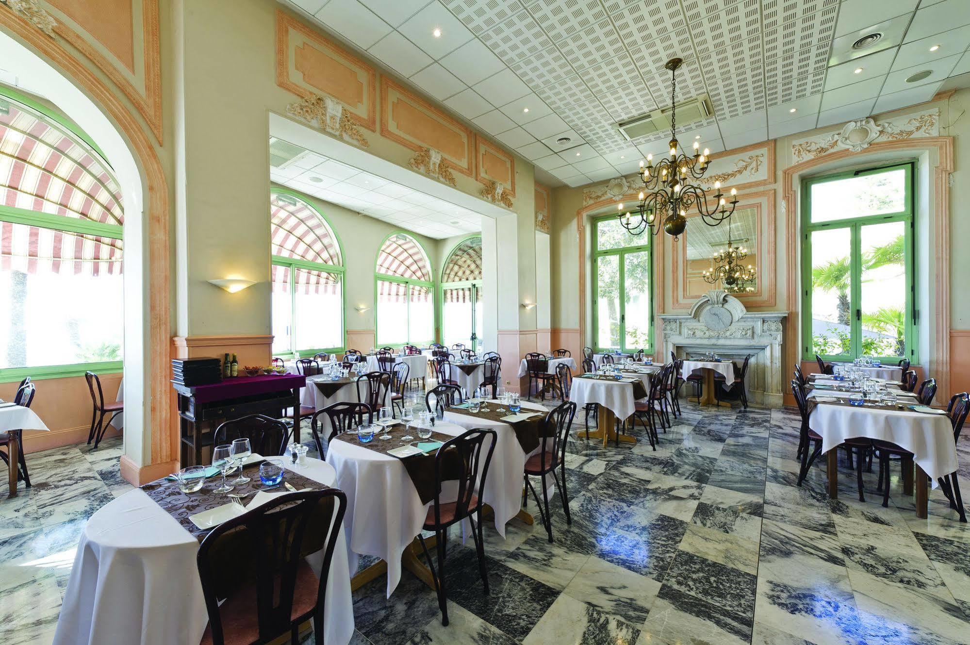Hotel Bleues Balmoral