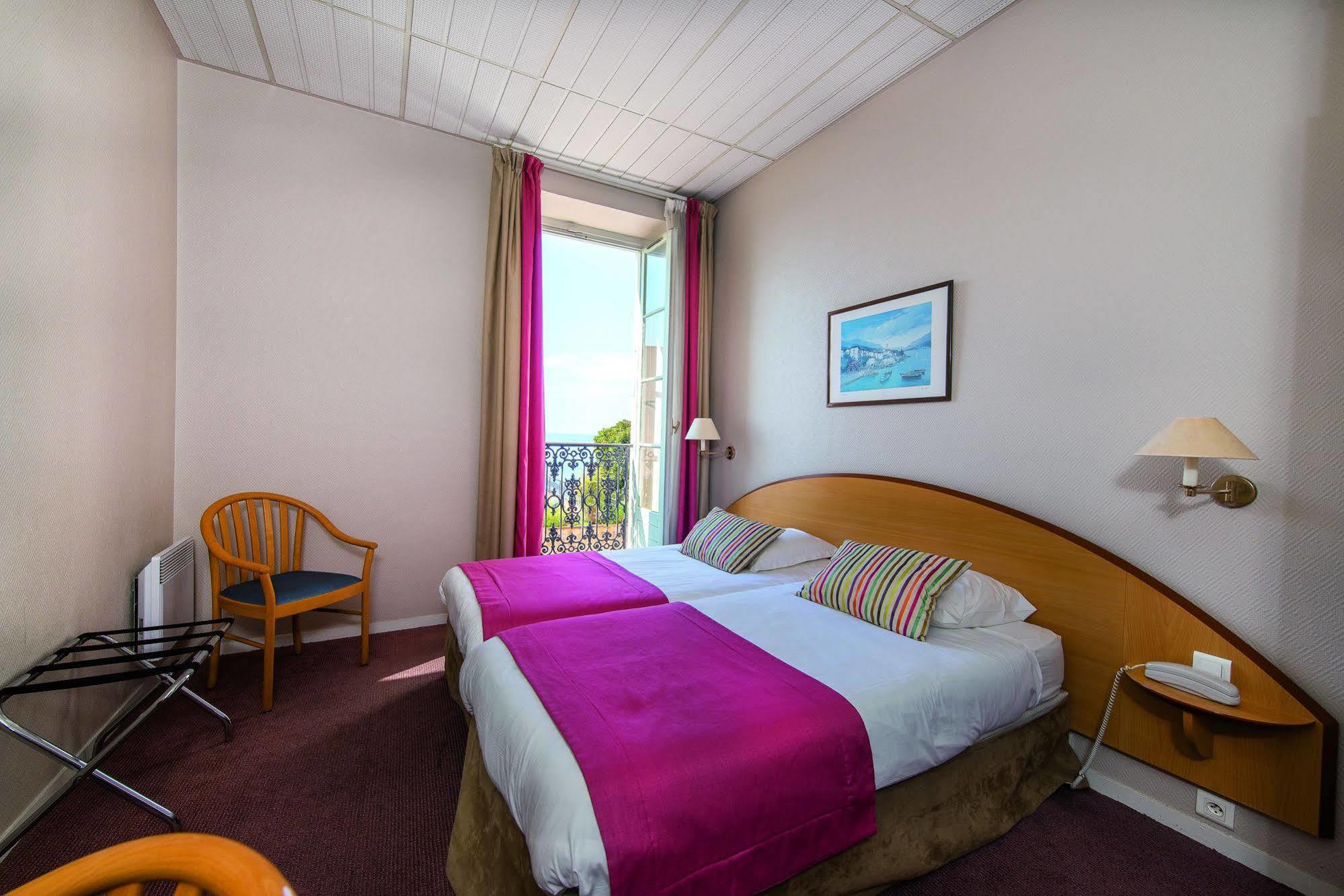 Bleues Balmoral 3*