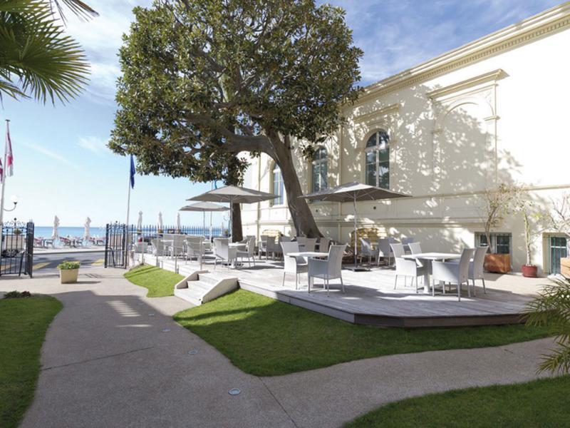 Bleues Balmoral 3*